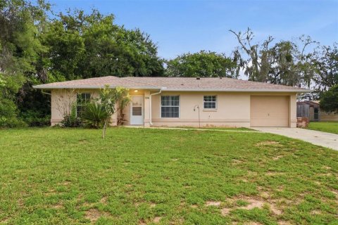 Villa ou maison à Inverness, Floride 3 chambres, 104.42 m2 № 2149777