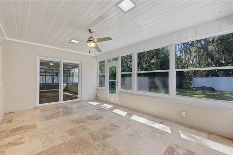 Villa ou maison à vendre à Crystal River, Floride: 2 chambres, 152.36 m2 № 2399160 - photo 19