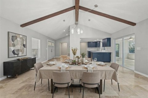 Villa ou maison à vendre à Crystal River, Floride: 2 chambres, 152.36 m2 № 2399160 - photo 2