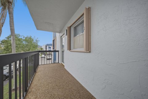 Condominio en venta en Margate, Florida, 2 dormitorios, 89 m2 № 2168226 - foto 6