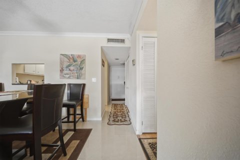 Condominio en venta en Margate, Florida, 2 dormitorios, 89 m2 № 2168226 - foto 2