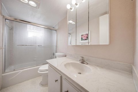 Condominio en venta en Margate, Florida, 2 dormitorios, 89 m2 № 2168226 - foto 15
