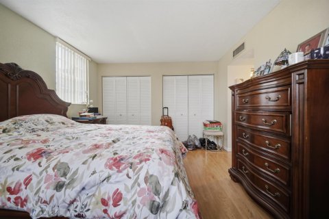Condominio en venta en Margate, Florida, 2 dormitorios, 89 m2 № 2168226 - foto 10