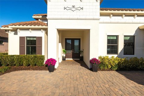 House in Bradenton, Florida 3 bedrooms, 283.82 sq.m. № 1684518 - photo 4