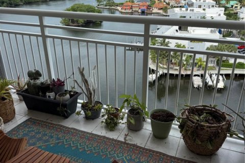 Copropriété à louer à Sunny Isles Beach, Floride: 1 chambre, 64.57 m2 № 1987338 - photo 2