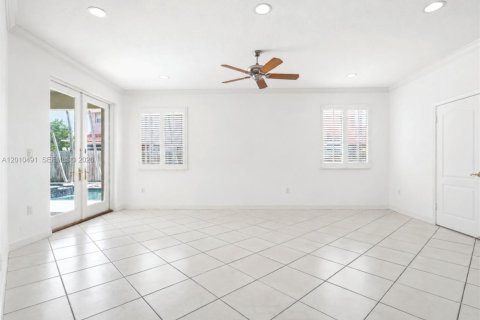 Villa ou maison à louer à Miami, Floride: 4 chambres, 269.6 m2 № 2091262 - photo 15