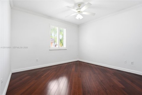 Villa ou maison à louer à Miami, Floride: 4 chambres, 269.6 m2 № 2091262 - photo 11