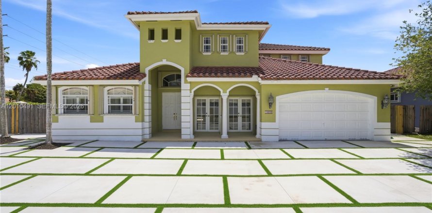 Villa ou maison à Miami, Floride 4 chambres, 269.6 m2 № 2091262