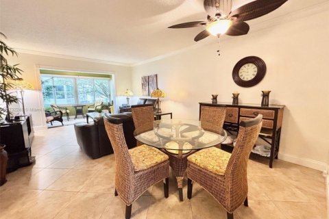 Copropriété à vendre à Lauderdale Lakes, Floride: 2 chambres, 87.7 m2 № 1703369 - photo 20