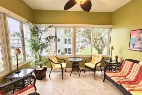 Copropriété à vendre à Lauderdale Lakes, Floride: 2 chambres, 87.7 m2 № 1703369 - photo 24