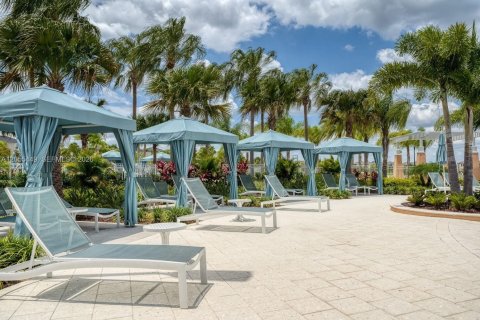 Adosado en venta en Kissimmee, Florida, 4 dormitorios, 194.17 m2 № 2172106 - foto 15