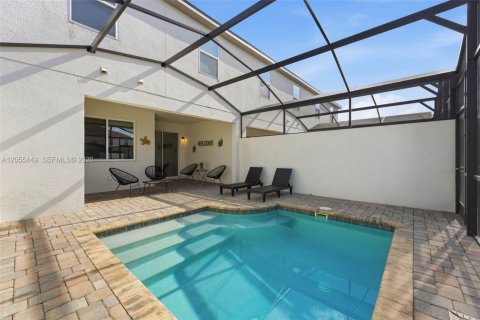 Adosado en venta en Kissimmee, Florida, 4 dormitorios, 194.17 m2 № 2172106 - foto 25