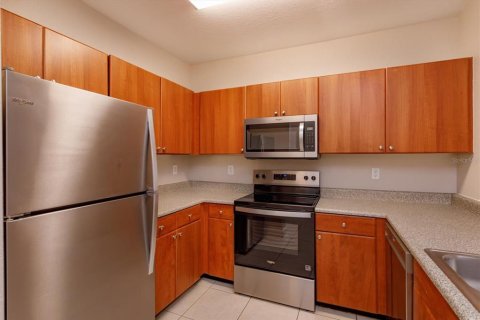 Condominio en alquiler en Orlando, Florida, 1 dormitorio, 69.12 m2 № 1915115 - foto 3