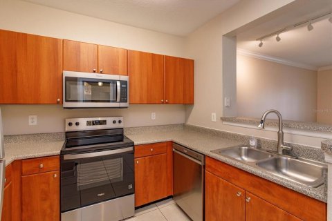 Condominio en alquiler en Orlando, Florida, 1 dormitorio, 69.12 m2 № 1915115 - foto 4