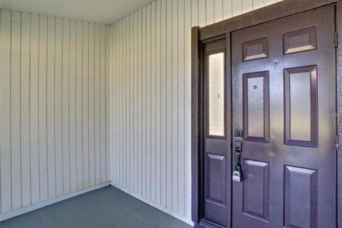 Villa ou maison à louer à Kissimmee, Floride: 3 chambres, 113.15 m2 № 2107512 - photo 2