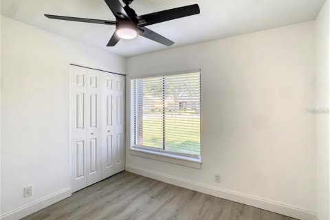 Villa ou maison à louer à Kissimmee, Floride: 3 chambres, 113.15 m2 № 2107512 - photo 9