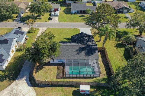 Villa ou maison à louer à Kissimmee, Floride: 3 chambres, 113.15 m2 № 2107512 - photo 17