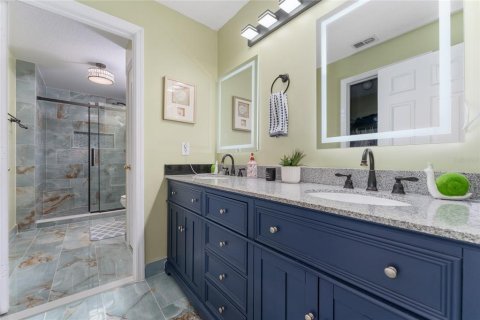 Casa en venta en Kissimmee, Florida, 4 dormitorios, 248.61 m2 № 2347925 - foto 24