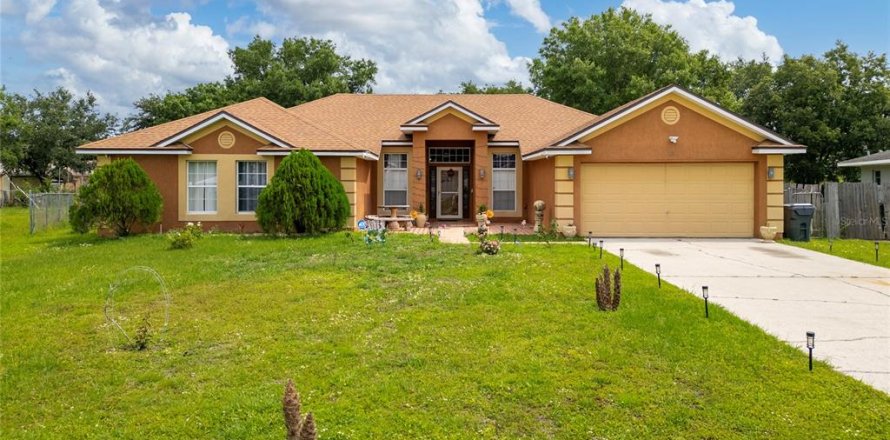 Casa en Kissimmee, Florida 4 dormitorios, 248.61 m2 № 2347925