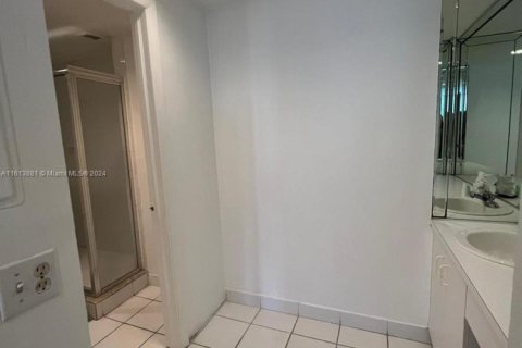 Copropriété à vendre à Hollywood, Floride: 2 chambres, 103.12 m2 № 1938212 - photo 7