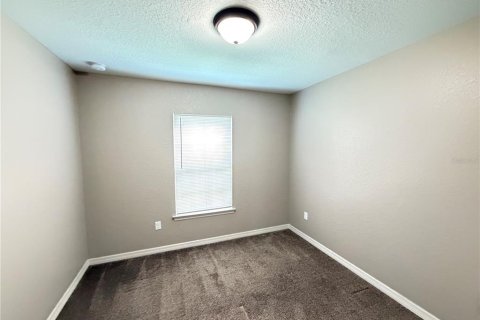 Villa ou maison à louer à Ocala, Floride: 3 chambres, 99.59 m2 № 2420271 - photo 13