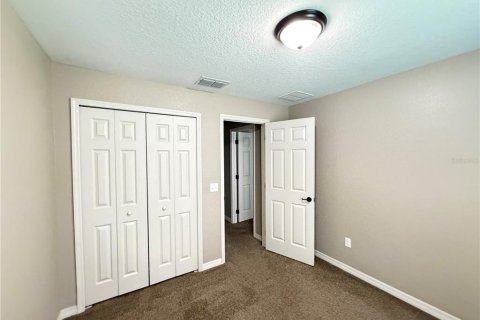 Villa ou maison à louer à Ocala, Floride: 3 chambres, 99.59 m2 № 2420271 - photo 12