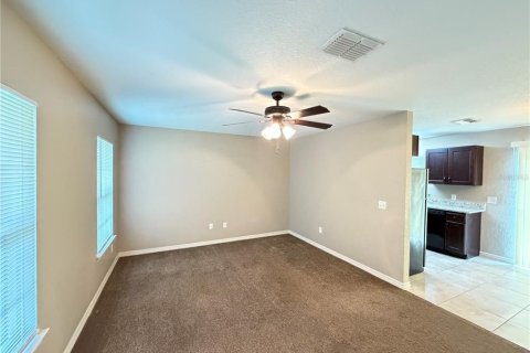 Villa ou maison à louer à Ocala, Floride: 3 chambres, 99.59 m2 № 2420271 - photo 4