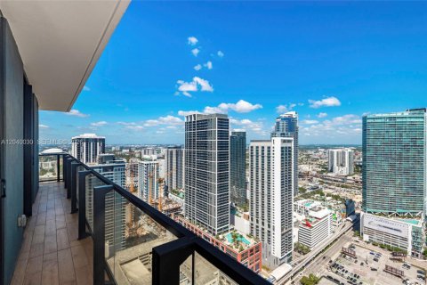 Condominio en alquiler en Miami, Florida, 3 dormitorios, 106.84 m2 № 2086183 - foto 6