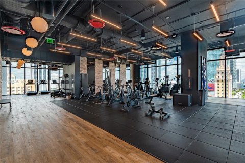 Condominio en alquiler en Miami, Florida, 3 dormitorios, 106.84 m2 № 2086183 - foto 9