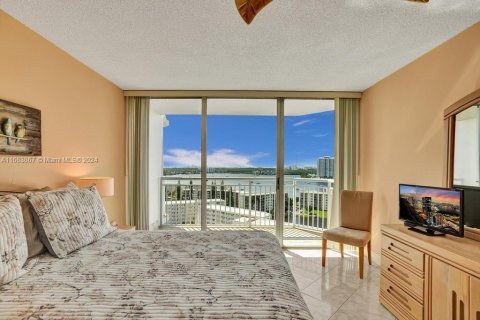 Condominio en venta en Aventura, Florida, 2 dormitorios, 149.11 m2 № 1938460 - foto 20