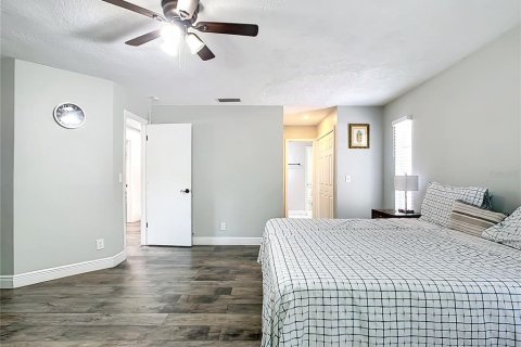 Villa ou maison à vendre à Dunedin, Floride: 4 chambres, 276.29 m2 № 2142354 - photo 23