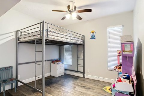 Villa ou maison à vendre à Dunedin, Floride: 4 chambres, 276.29 m2 № 2142354 - photo 19