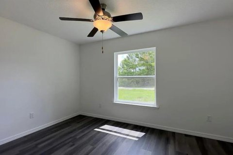 House in Ocklawaha, Florida 3 bedrooms, 122.91 sq.m. № 2211609 - photo 7