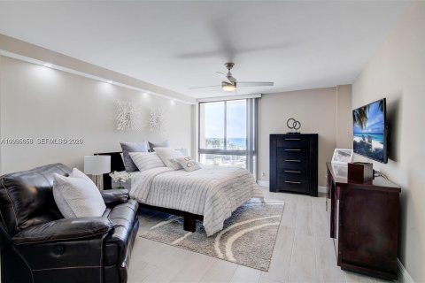 Copropriété à vendre à Hollywood, Floride: 2 chambres, 117.24 m2 № 2048759 - photo 5