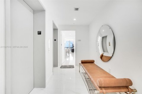 Condominio en alquiler en Miami, Florida, 3 dormitorios, 143.26 m2 № 1985954 - foto 4