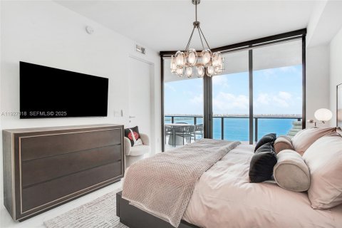 Condominio en alquiler en Miami, Florida, 3 dormitorios, 143.26 m2 № 1985954 - foto 7