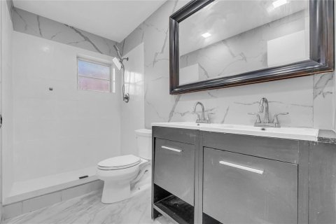 Condo in Coral Springs, Florida, 2 bedrooms № 2250143 - photo 10