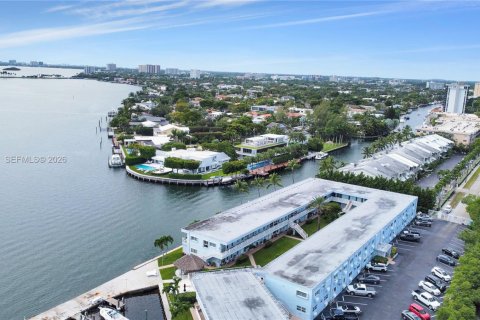 Купить кондоминиум в Норт-Майами, Флорида 1 спальня, № 2029018 - фото 18