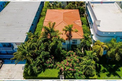 Купить кондоминиум в Майами-Бич, Флорида 3 комнаты, 69.21м2, № 2146698 - фото 12