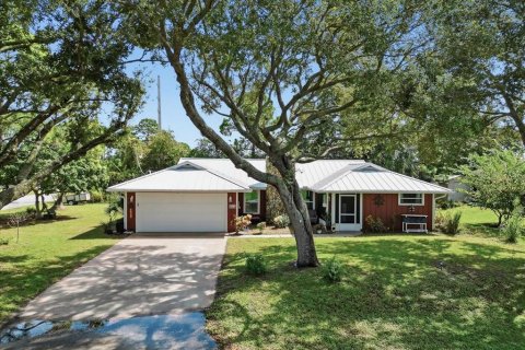 Villa ou maison à vendre à Sebastian, Floride: 3 chambres, 129.88 m2 № 2399213 - photo 2