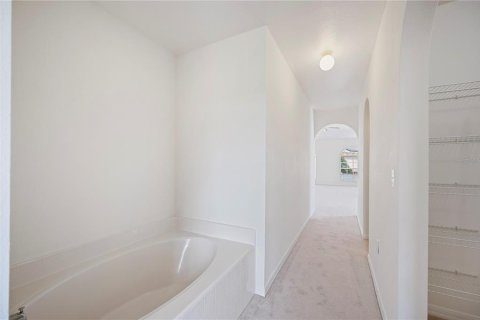 Casa en venta en Winter Haven, Florida, 4 dormitorios, 281.87 m2 № 1899064 - foto 30