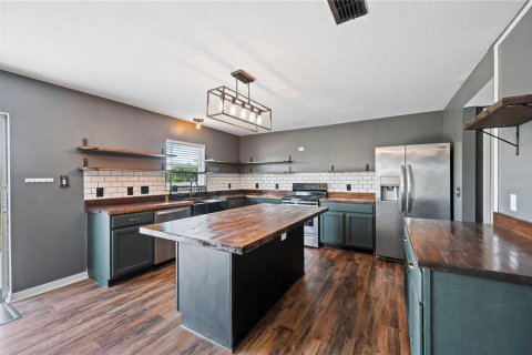 Casa en venta en Winter Haven, Florida, 4 dormitorios, 281.87 m2 № 1899064 - foto 10