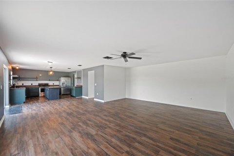 Casa en venta en Winter Haven, Florida, 4 dormitorios, 281.87 m2 № 1899064 - foto 19