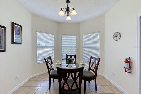 Casa en venta en Davenport, Florida, 4 dormitorios, 170.85 m2 № 2207114 - foto 13