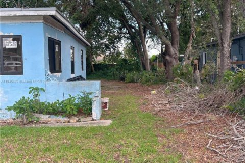 House in Miami Gardens, Florida 3 bedrooms, 83.24 sq.m. № 1841094 - photo 5