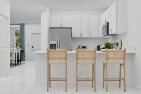 Adosado en venta en Miami, Florida, 3 dormitorios, 162.02 m2 № 2439440 - foto 2