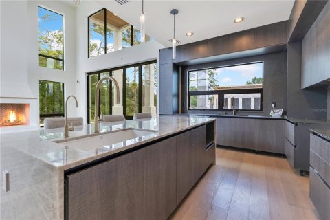 House in Orlando, Florida 5 bedrooms, 591.88 sq.m. № 1848420 - photo 30
