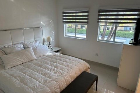 Condominio en alquiler en Doral, Florida, 3 dormitorios, 135.82 m2 № 1999729 - foto 24