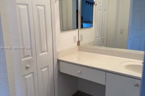 Condominio en alquiler en Doral, Florida, 3 dormitorios, 135.82 m2 № 1999729 - foto 20