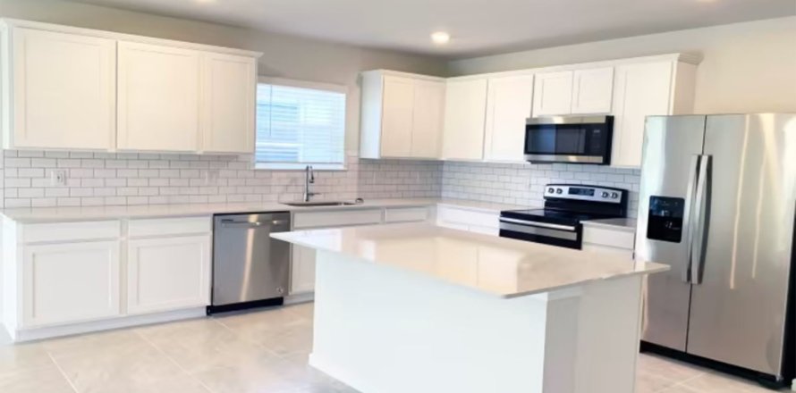 Casa en NORTH PARK ISLE en Plant City, Florida 3 dormitorios, 200 m2 № 32682